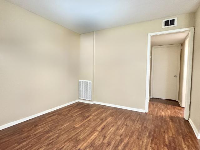 Canterbury House Apartments 1 Bedroom Apartment for Rent at 5467 W Park Ave, Houma, LA 70364