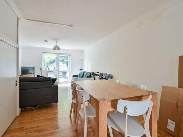 Canterbury Place, Elephant And Castle, London SE17, 4 bed semi detached house to rent, £8,000 pcm | PrimeLocation