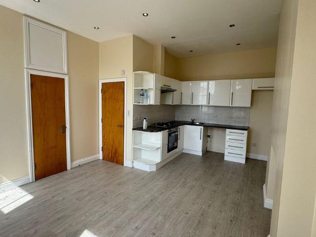 Canterbury Road, Croydon CR0, 1 bed flat to rent, £1,295 pcm | PrimeLocation