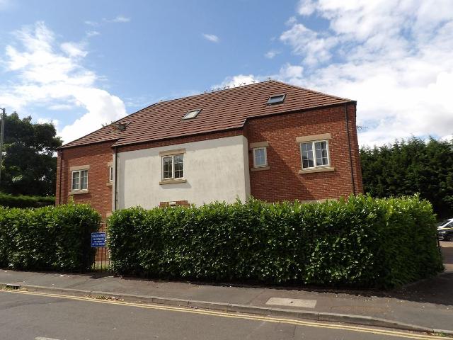 Canterbury Road, Doncaster DN2, 2 bed flat to rent, £750 pcm | PrimeLocation
