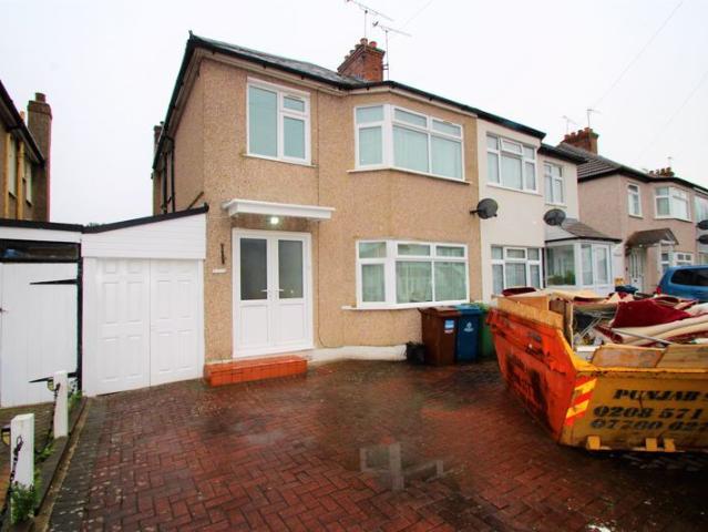 Canterbury Road, Harrow HA1, 4 bed semi detached house to rent, £2,550 pcm | PrimeLocation