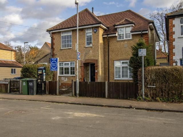Canterbury Street, Cambridge CB4, 2 bed flat to rent, £1,725 pcm | PrimeLocation