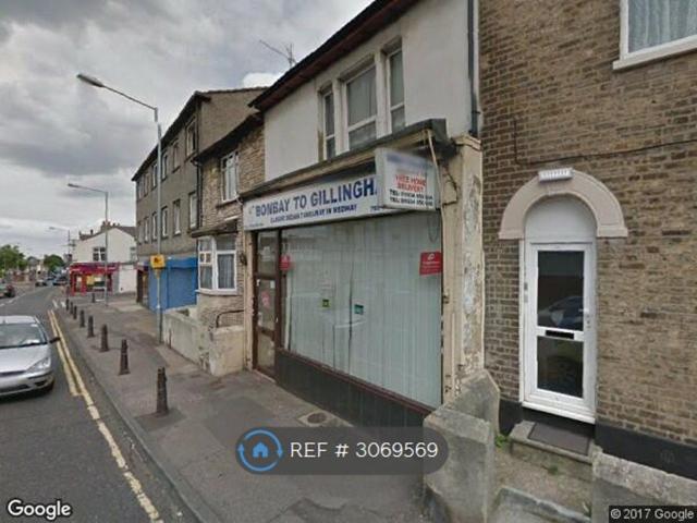 Canterbury Street, Gillingham ME7, 3 bed maisonette to rent, £1,300 pcm | PrimeLocation
