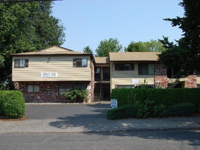 Canterbury Terrace 2 Bedroom Apartment for Rent at 2109 Se Clinton St, Portland, OR 97202 Hosford Abernethy