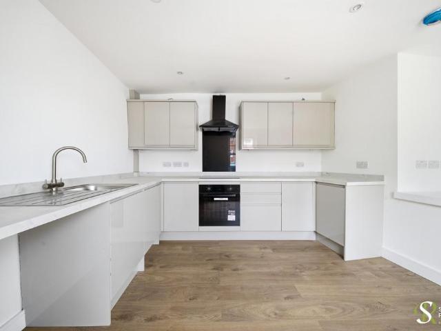 Canute Place, Knutsford 1 bed apartment to rent £1,195 pcm £276 pw