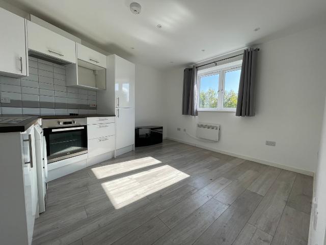Canute Road, Southampton SO14, 1 bed flat to rent, £995 pcm | PrimeLocation