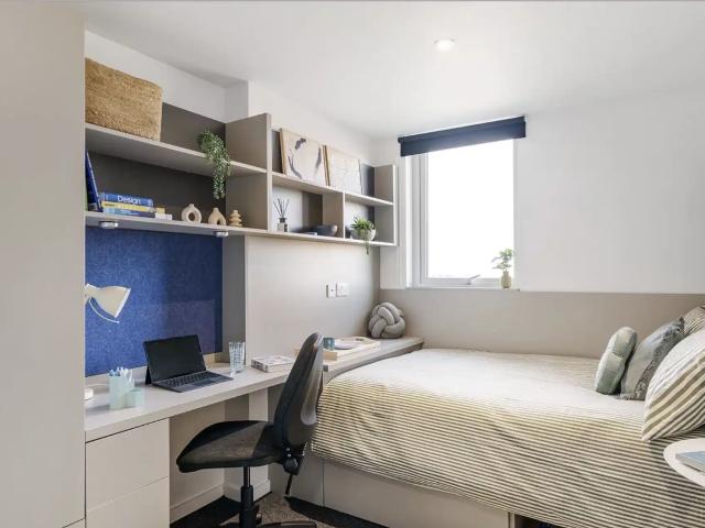 Canvas Coventry City Point, Student Accommodation in Coventry | Amber