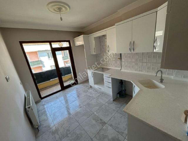 Canyapı'dan Oruçgazi Mahallesinde 2+1 Asansörlü