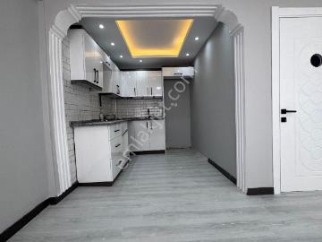 Canyapı'dan Çarşı Merkezde Mobilyacılar Çarşısında 2+0 Tadilatlı Satılık Daire