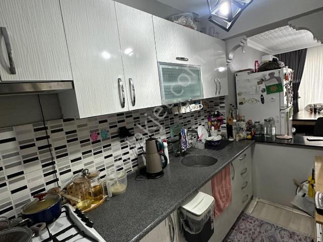 Canyapı'dan Ege Mahallesinde 2+1 Tadilatlı Temiz Daire
