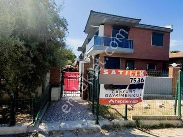 Canyurt Gayrimenkulden Satılık 3+1 Dublex Villa