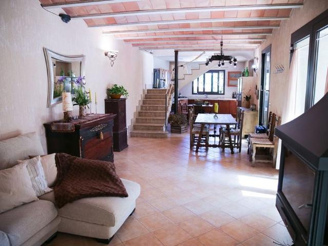 Can Cuixeries, Selva, Balearic Islands 07313
