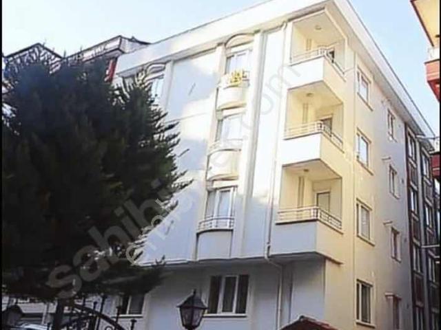 Can Emlak'tan Merkezi Konumda 4+1 Geniş Daire
