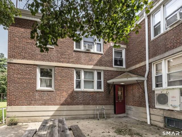 Canaan Rd Unit Blg, Bridgeport, Condo For Sale