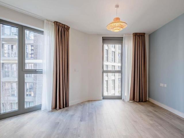 Canada Gardens, Wembley Park 2 bed apartment to rent £2,447 pcm £565 pw