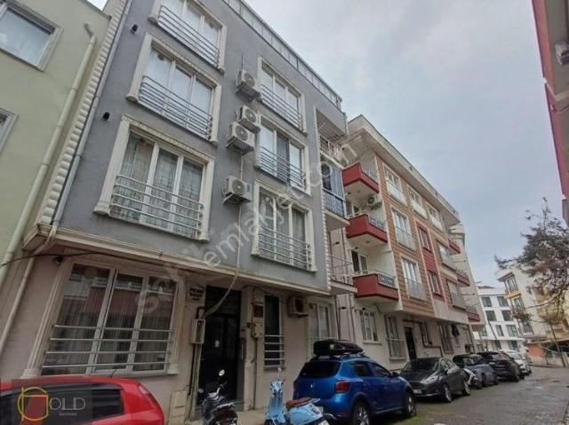 Canakkale Plaj Mah. Satılık 2+1 Ara Kat Daire