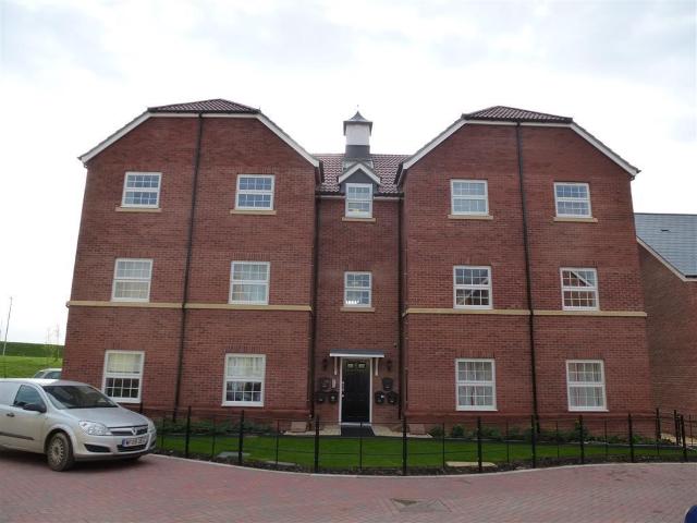 Canal View, Taunton, TA2 2 bed apartment to rent £1,095 pcm £253 pw