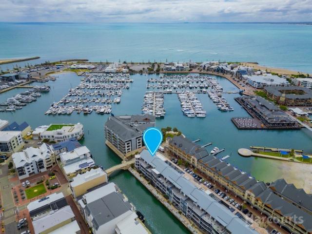 Canal Waterfront, Live the Mandurah Dream