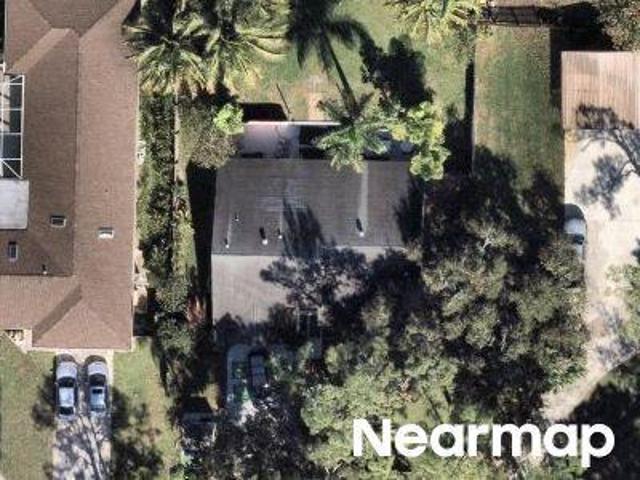 Canal Dr
