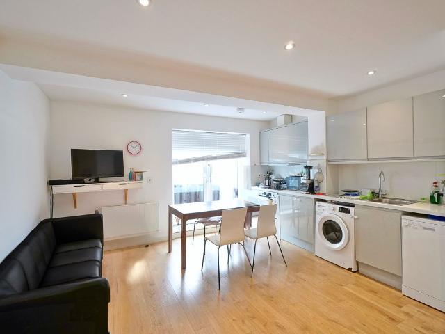 Canal House, Liberty Centre HA0, 2 bed flat to rent, £1,950 pcm | PrimeLocation