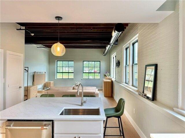 Canal St Apt,westerly, Condo For Sale