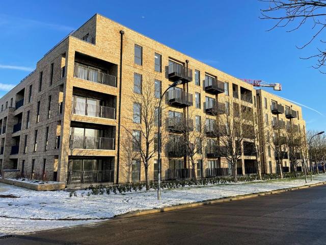 Canal Street, Campbell Park, MK9 2 bed apartment to rent £1,395 pcm £322 pw
