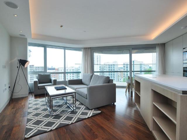Canaletto Tower, City Road, London EC1V, 2 bed flat to rent, £4,700 pcm | PrimeLocation