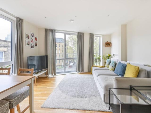 Canary Wharf and City 2 Bed 2 Bath