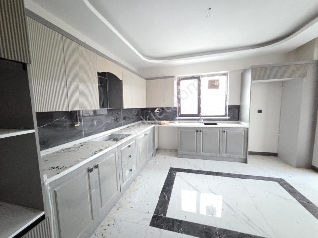 Canbay Yapı'dan Y. Çöşnükte Şehir Manzaralı Sıfır 3+1 Kiralık