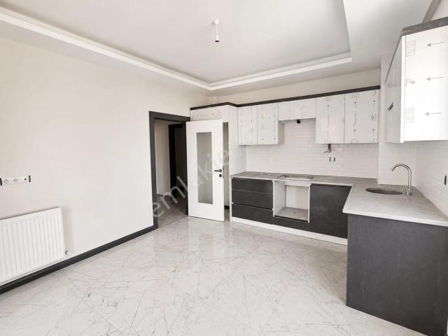 Canbay Yapı'dan Yeşilcam Caddesinde Sıfır 3+1 Satılık Daire