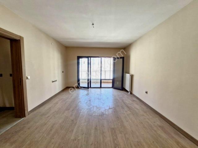 Canbay Yapıdan İkizce Maskiarkası Esenlik Yanı Kiralık 3+1 Daire