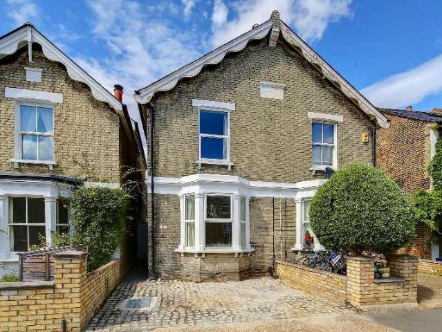 Canbury Park Road, Kingston upon. 5 bed semi detached house to rent £4,150 pcm £958 pw