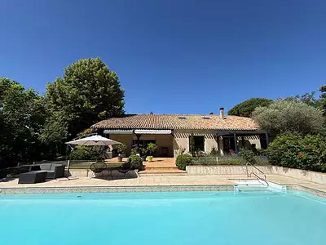 Cancon 47290 Achat / Vente maison 6 pièces t6 au dernier étage piscine