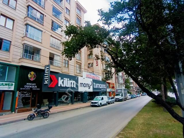 Candaroğulları'nda Sıfırdan Yapılı 85 M² Kapalı Mutfaklı 2+1