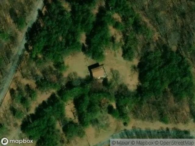 Candlewood Ln