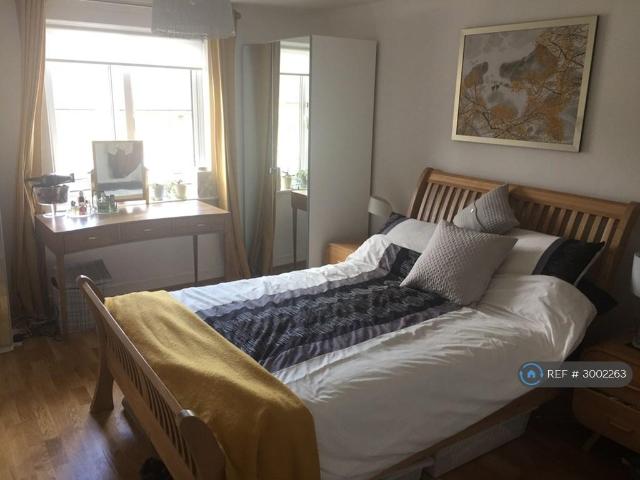 Candle Street, London, E1 1 bed flat to rent £1,885 pcm £435 pw