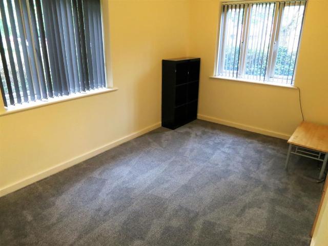 Candleford Road, Withington M20, 2 bed flat to rent, £1,100 pcm | PrimeLocation
