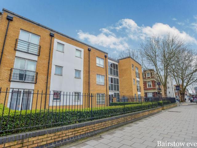 Candlelight Court, London E15, 2 bed flat to rent, £1,800 pcm | PrimeLocation