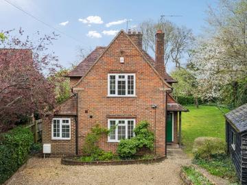 Candlemas Lane, Beaconsfield, Buckinghamshire HP9, 3 bed detached house to rent, £2,950 pcm | PrimeLocation