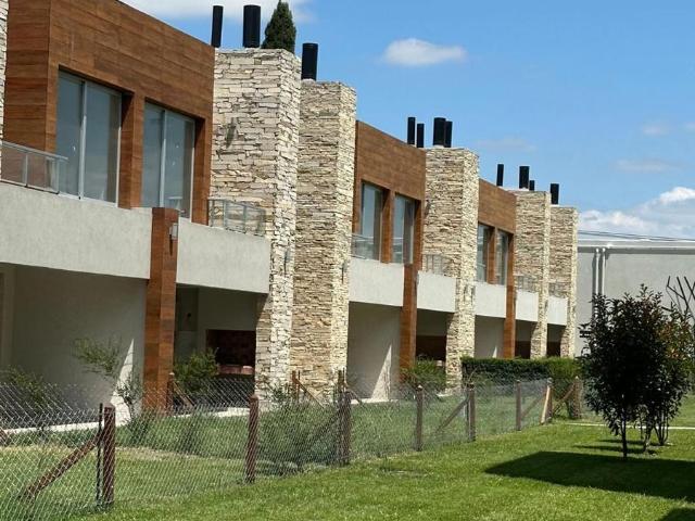 Canedo & Asociados Bienes Raices