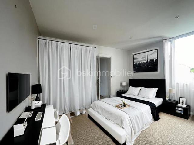 Canejan, appartement T4 avec exterieur et parking