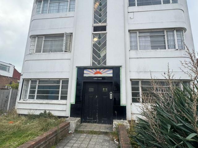 Canewdon Road, Westcliff On Sea SS0, 2 bed flat to rent, £1,350 pcm | PrimeLocation