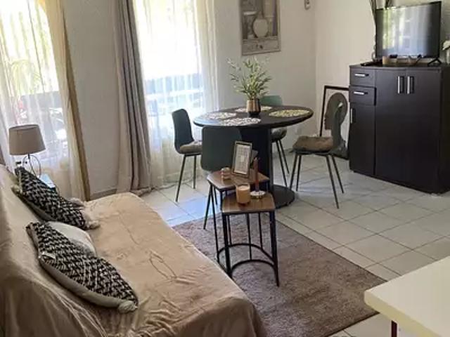 Canet en Roussillon 66140 Location appartement 2 pièces t2 piscine parking