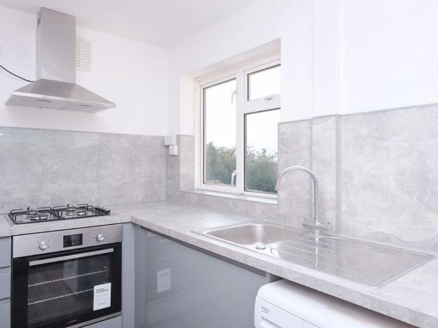 Canfield Close, Brighton BN2, 5 bed semi detached house to rent, £2,990 pcm | PrimeLocation