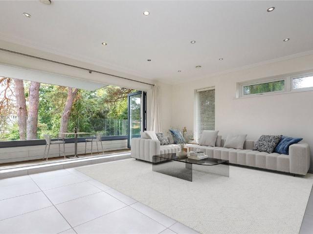 Canford Cliffs Road, Poole BH13, 3 bed flat to rent, £2,350 pcm | PrimeLocation