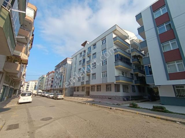 Canik Uludağ Mahallesinde Kat Mülkiyetli Asansörlü Satılık Daire
