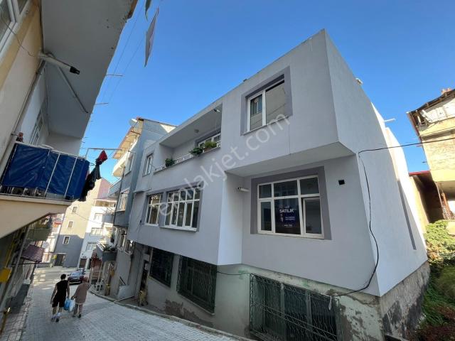 Canik Belediye Evlerinde 4+1 Satılık Fırsat Daire