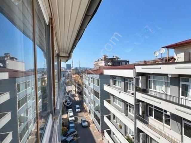 Canik Belediye Mevkiinde 165 M² Yüksek Kredılı 3+1 Satılık