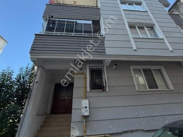 Canik Belediyeevleri Mahallesinde Satılık 2+1 Bahçe Katı Daire!