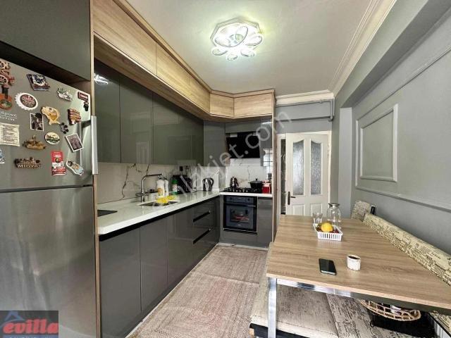 Canik Karşıyaka'da Belediye Ve Okullara Yakın 145 M² Geniş 3+1
